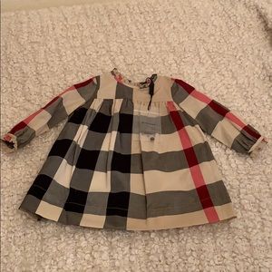Burberry dress 9mo